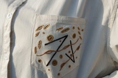 81